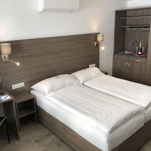3* Szálloda König