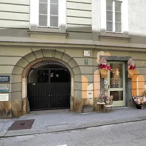  Apartment Zum Dom Austria