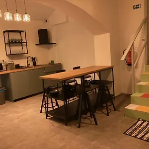 Capsule Erbenova Hostel Praga